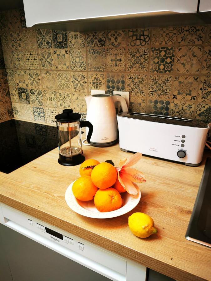 Charming Portuguese Style Apartment, For Rent "Vida A Portuguesa", "Amendoa Or Limao" Alojamento Local Portimão Exterior photo